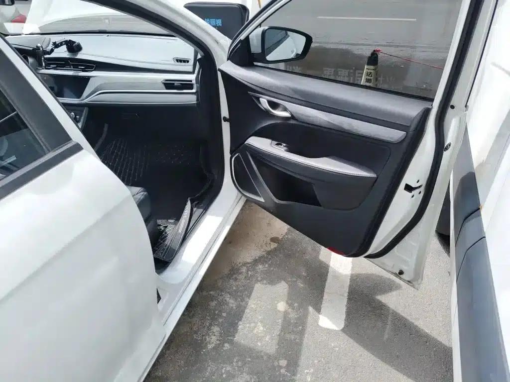 Geely Emgrand 2021 UP 1.5L CVT Luxury Edition — миниатюра 21
