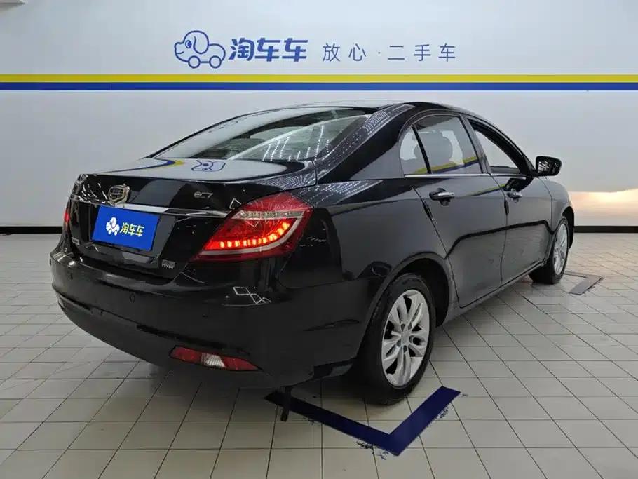 Geely Emgrand 2014 Sedan 1.3T Manual Elite — миниатюра 3
