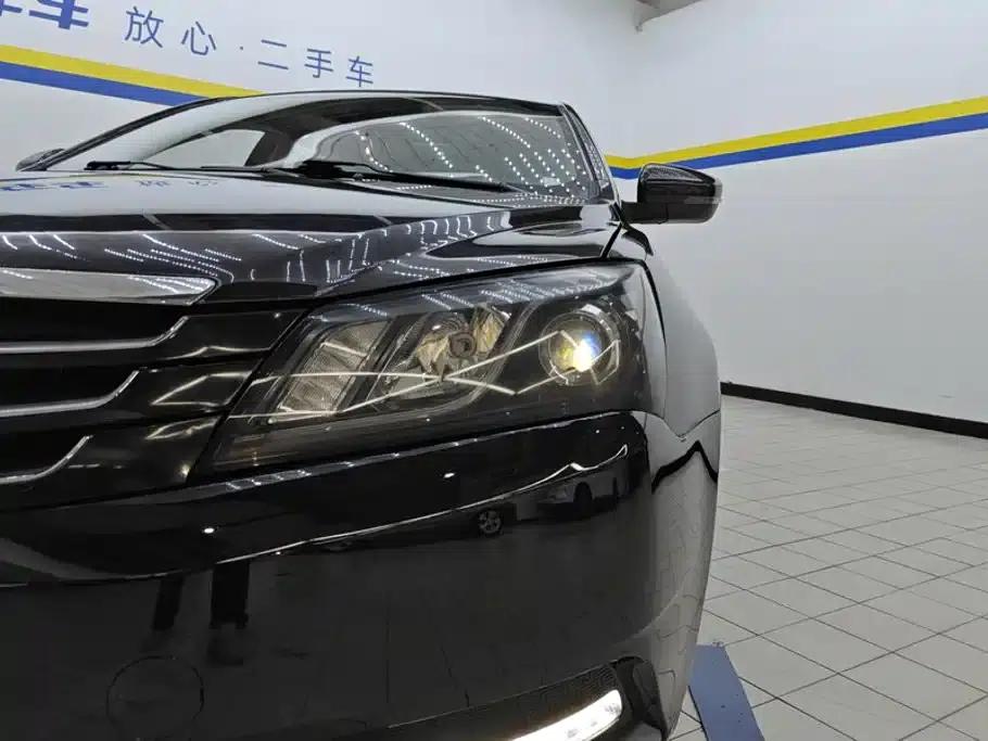 Geely Emgrand 2014 Sedan 1.3T Manual Elite — миниатюра 5