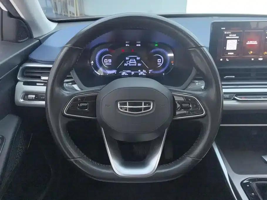 Geely Emgrand 2022 4th Generation 1.5L CVT Flagship Edition — миниатюра 15