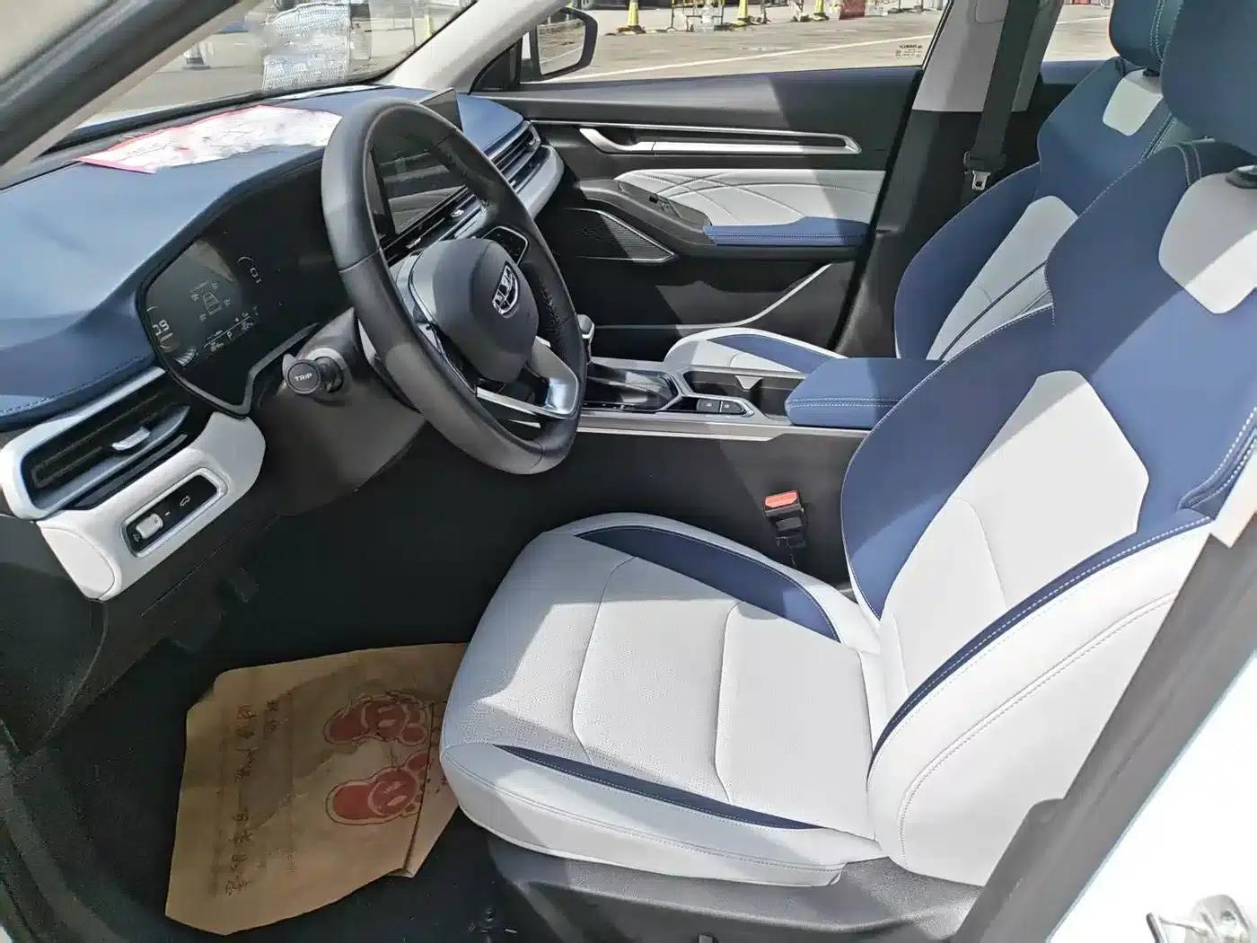 Geely Emgrand 2022 4th Generation 1.5L CVT Flagship Edition — миниатюра 4