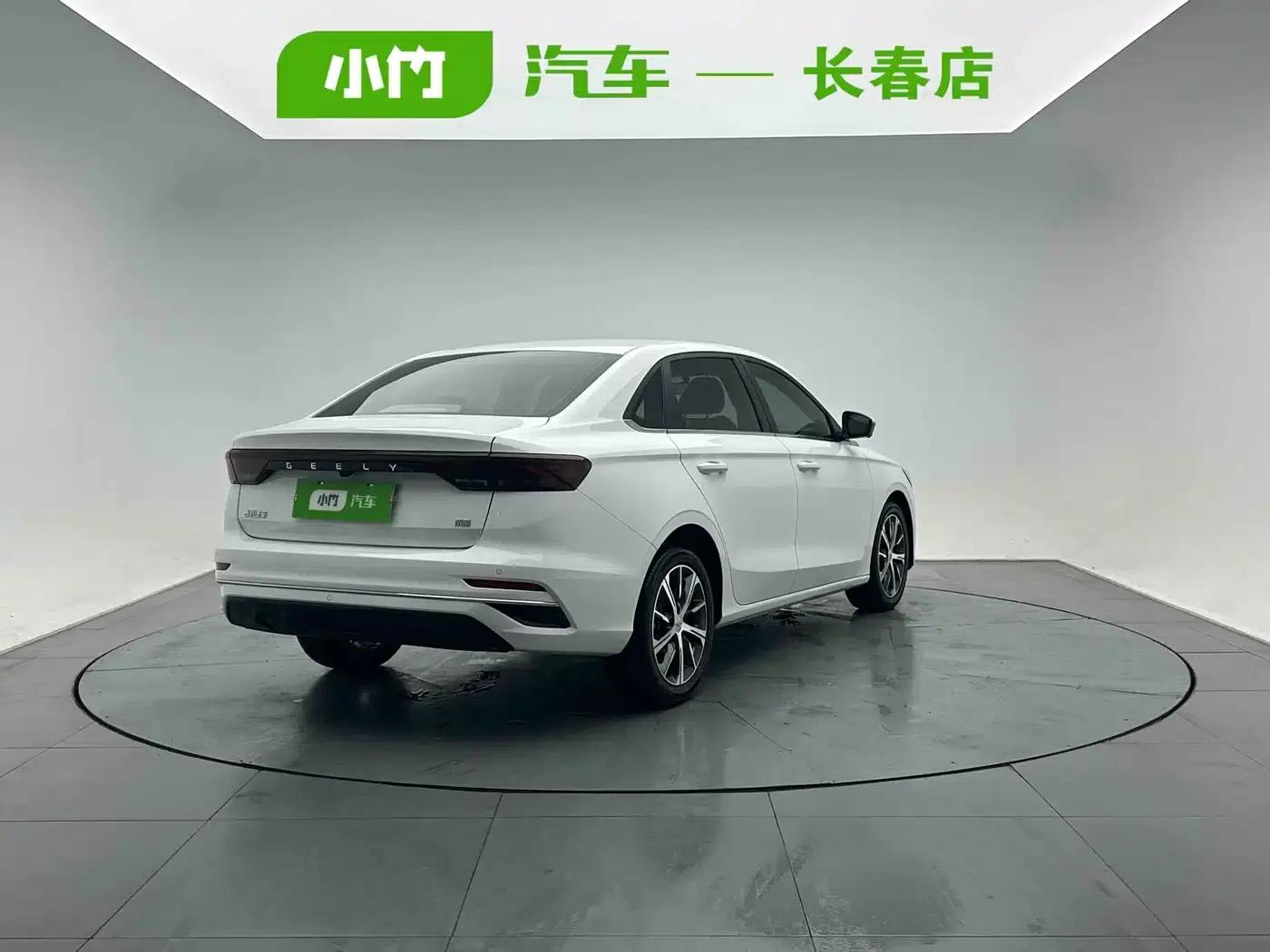 Geely Emgrand 2023 4th Generation Champion Edition 1.5L CVT Premium — миниатюра 6
