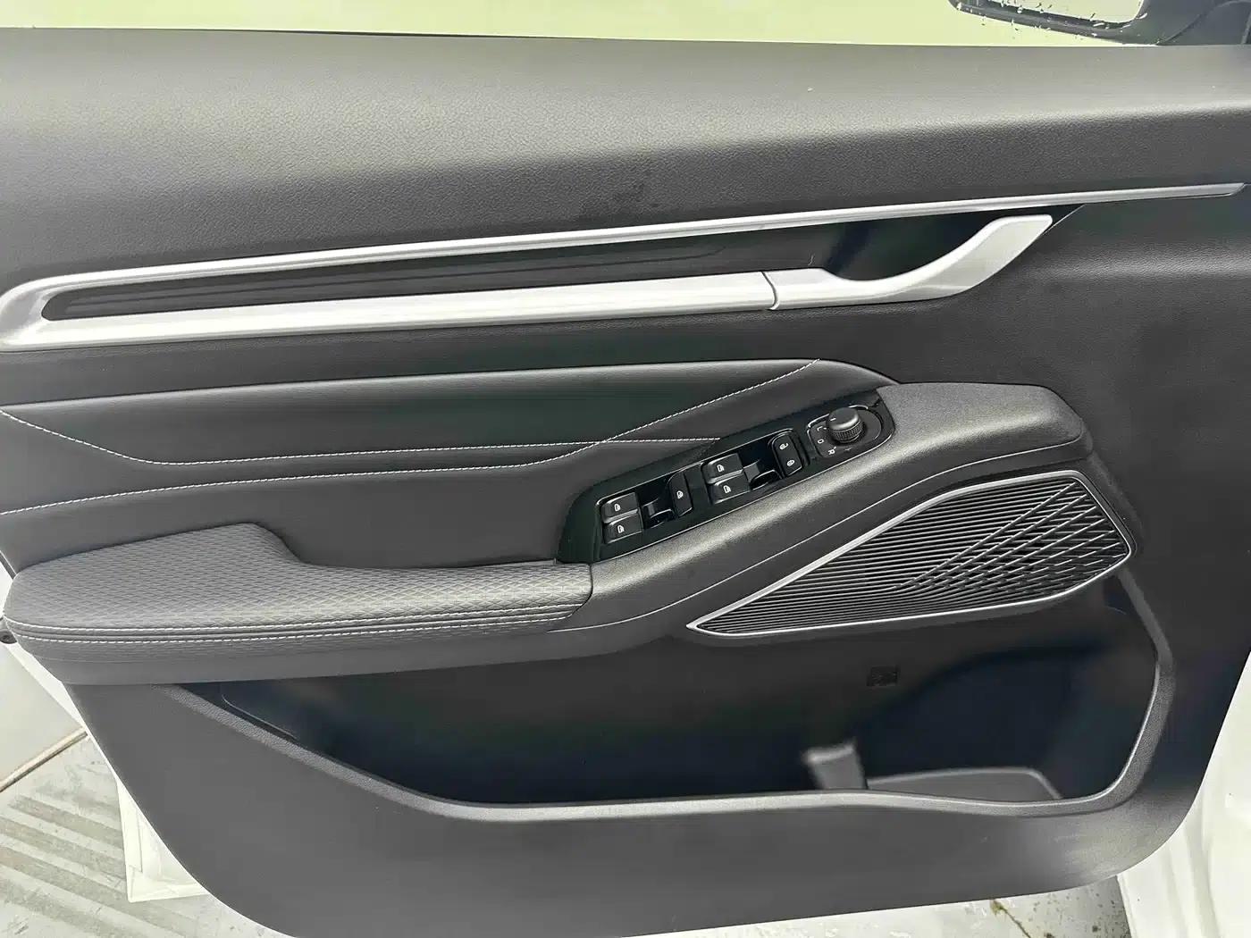 Geely Emgrand 2023 4th Generation Champion Edition 1.5L CVT Premium — миниатюра 10