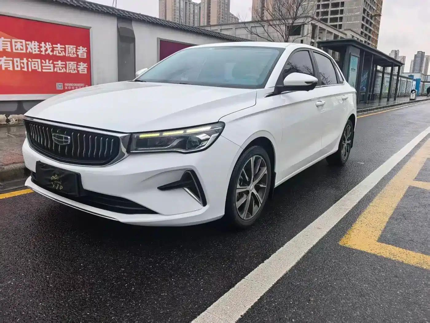 Geely Emgrand 2022 4th Generation 1.5L CVT Premium — миниатюра 1