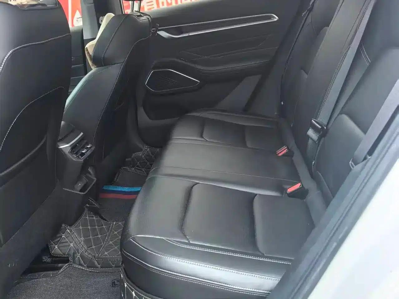 Geely Emgrand 2022 4th Generation 1.5L CVT Premium — миниатюра 13
