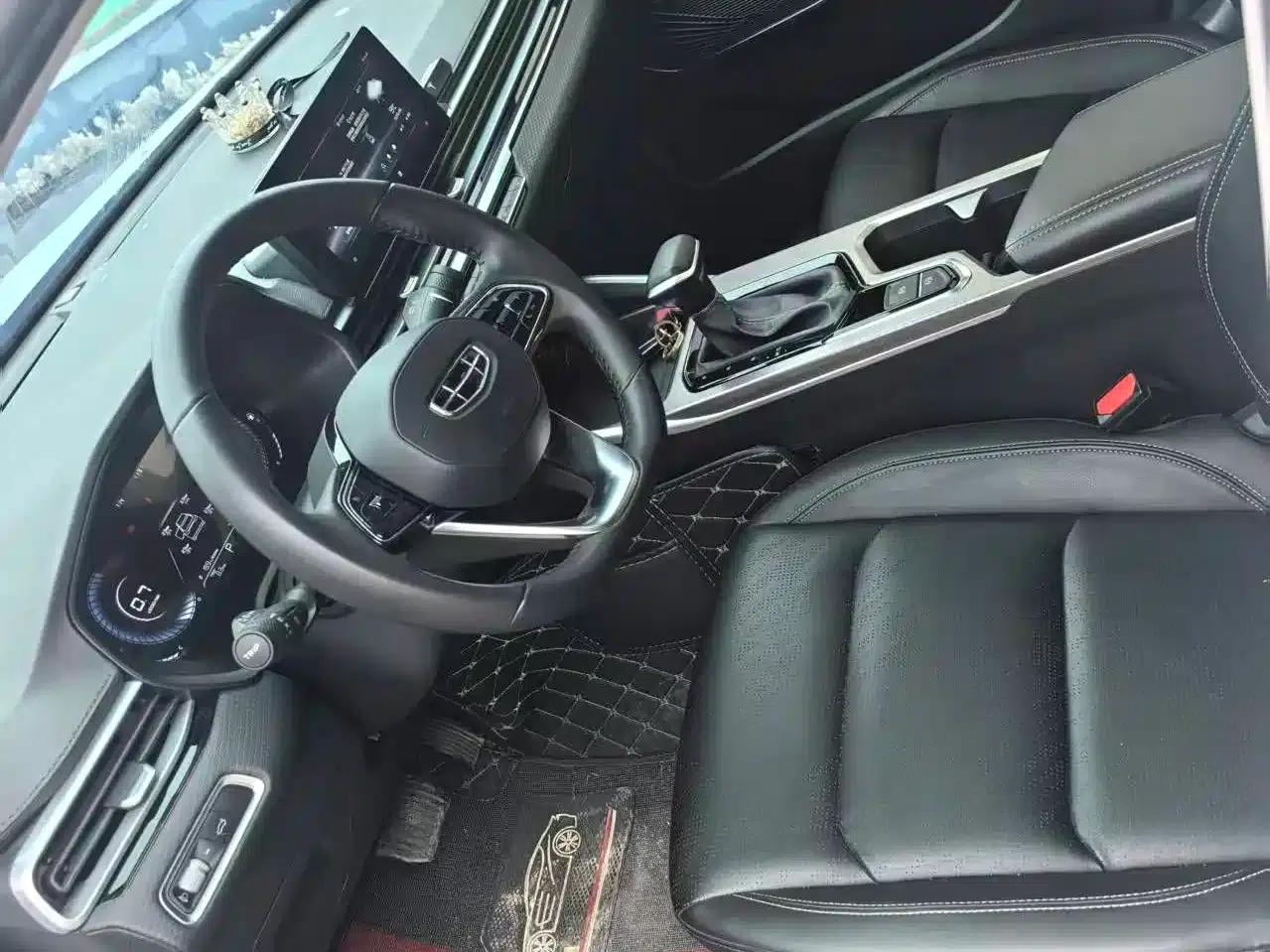 Geely Emgrand 2022 4th Generation 1.5L CVT Premium — миниатюра 16
