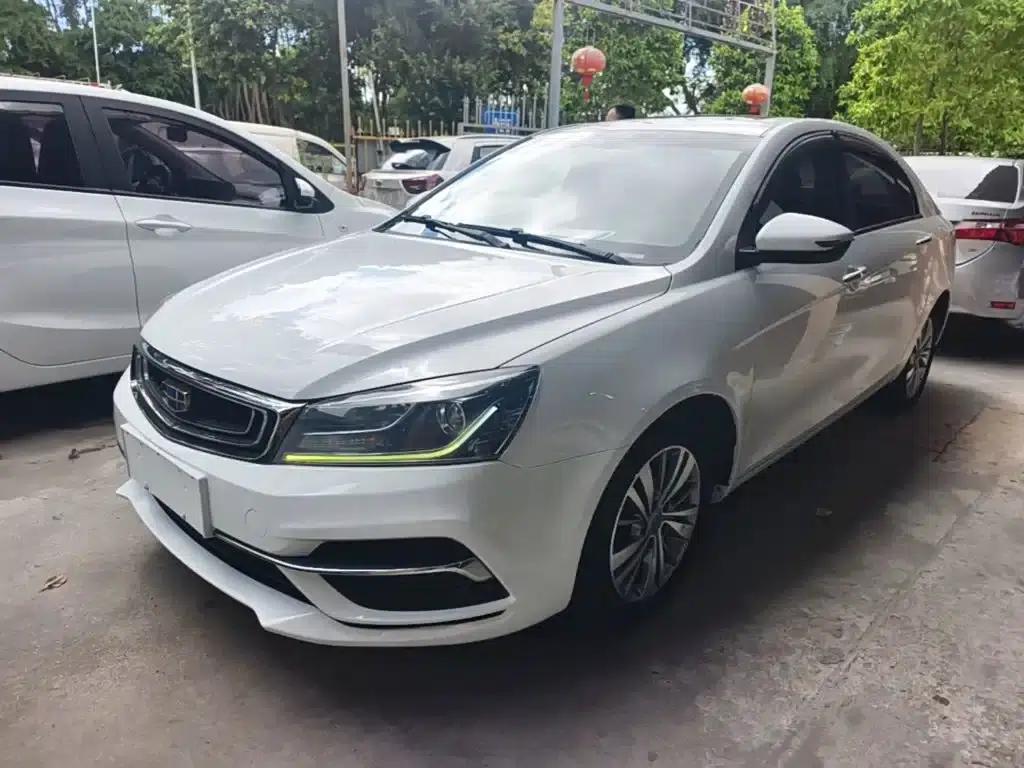 Geely Emgrand 2018 1.5L CVT Upward Connected Edition — миниатюра 2