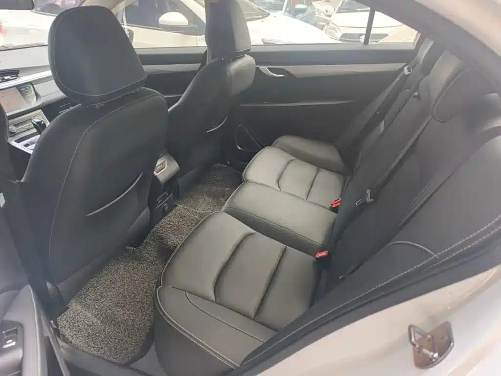 Geely Emgrand 2018 1.5L CVT Upward Connected Edition — миниатюра 17
