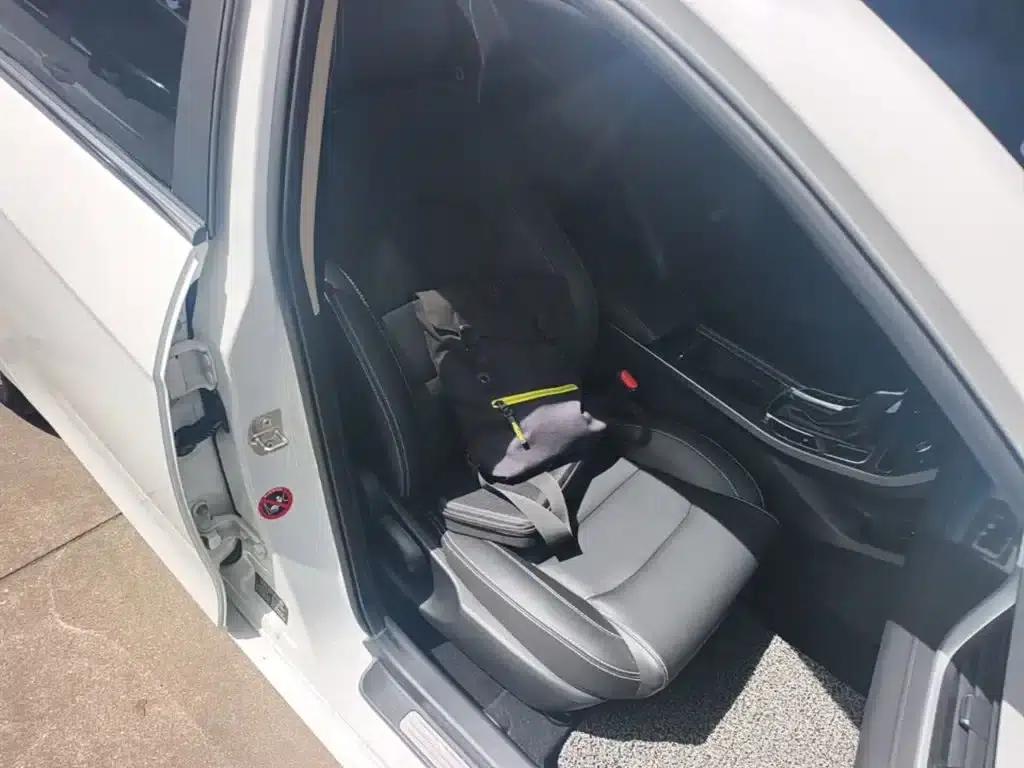 Geely Emgrand 2018 1.5L CVT Upward Connected Edition — миниатюра 25