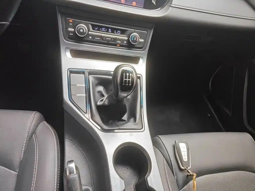 Geely Emgrand 2019 Leading Edition 1.5L Manual Upward Asian Games Edition (National VI Emission Standard) — миниатюра 14