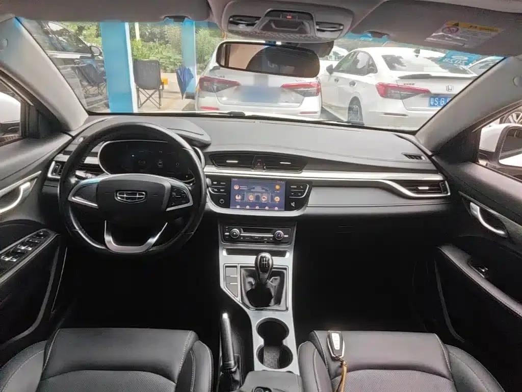 Geely Emgrand 2019 Leading Edition 1.5L Manual Upward Asian Games Edition (National VI Emission Standard) — миниатюра 10