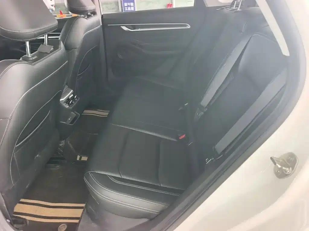 Geely Emgrand 2025 4th Generation 1.5L CVT Premium — миниатюра 17