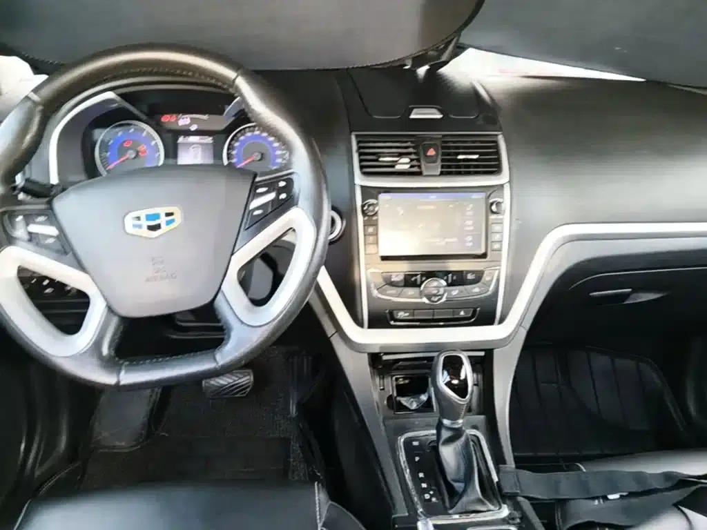 Geely Emgrand 2016 Sedan 1.5L CVT Upward Edition — миниатюра 16