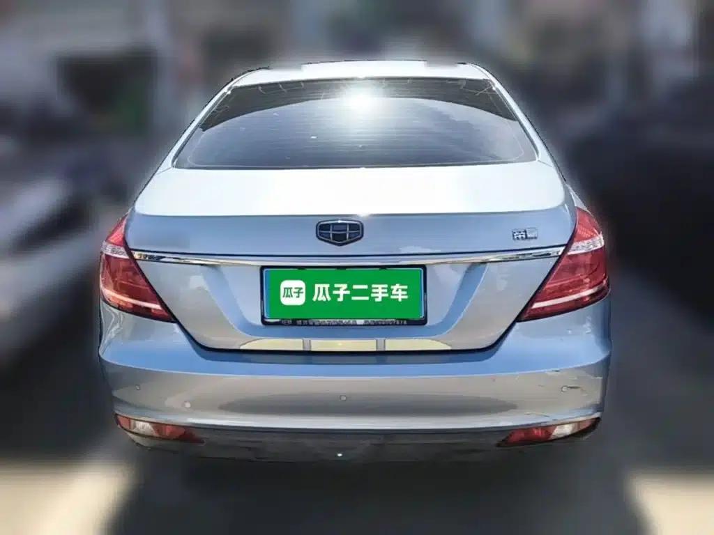 Geely Emgrand 2016 Sedan 1.5L CVT Upward Edition — миниатюра 10