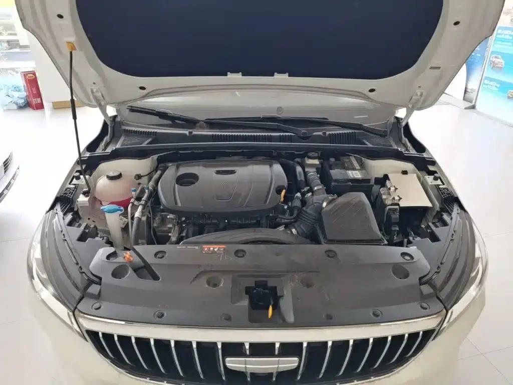 Geely Emgrand 2025 4th Generation 1.5L CVT Flagship Edition — миниатюра 20