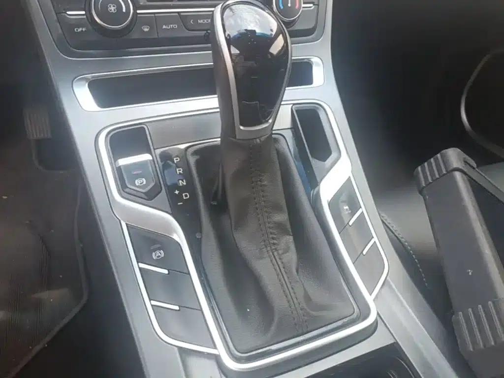 Geely Emgrand 2018 1.5L CVT Upward Connected Edition — миниатюра 14