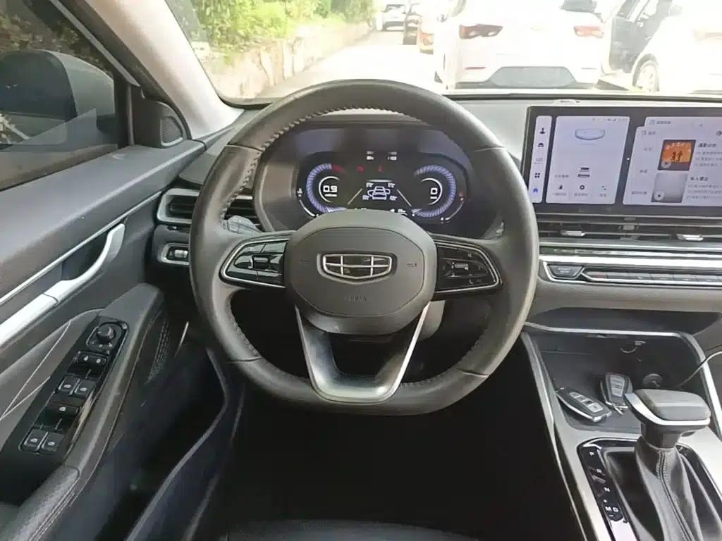 Geely Emgrand 2023 4th Generation Champion Edition 1.5L CVT Premium — миниатюра 11