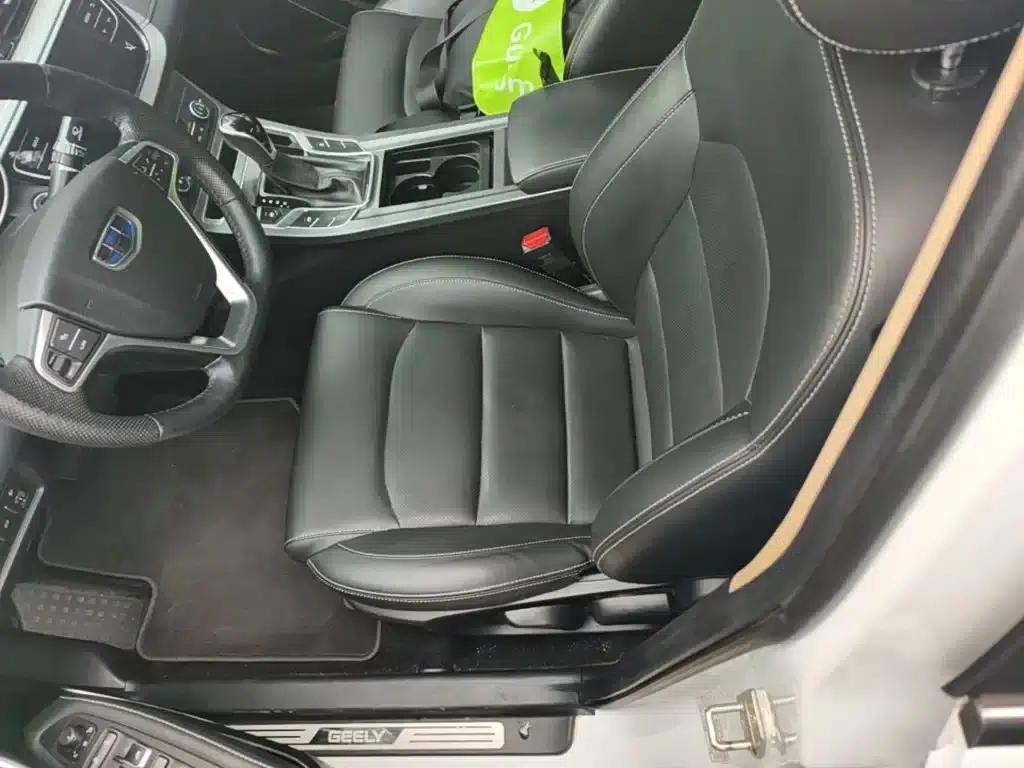 Geely Emgrand 2018 1.5L CVT Upward Connected Edition — миниатюра 15