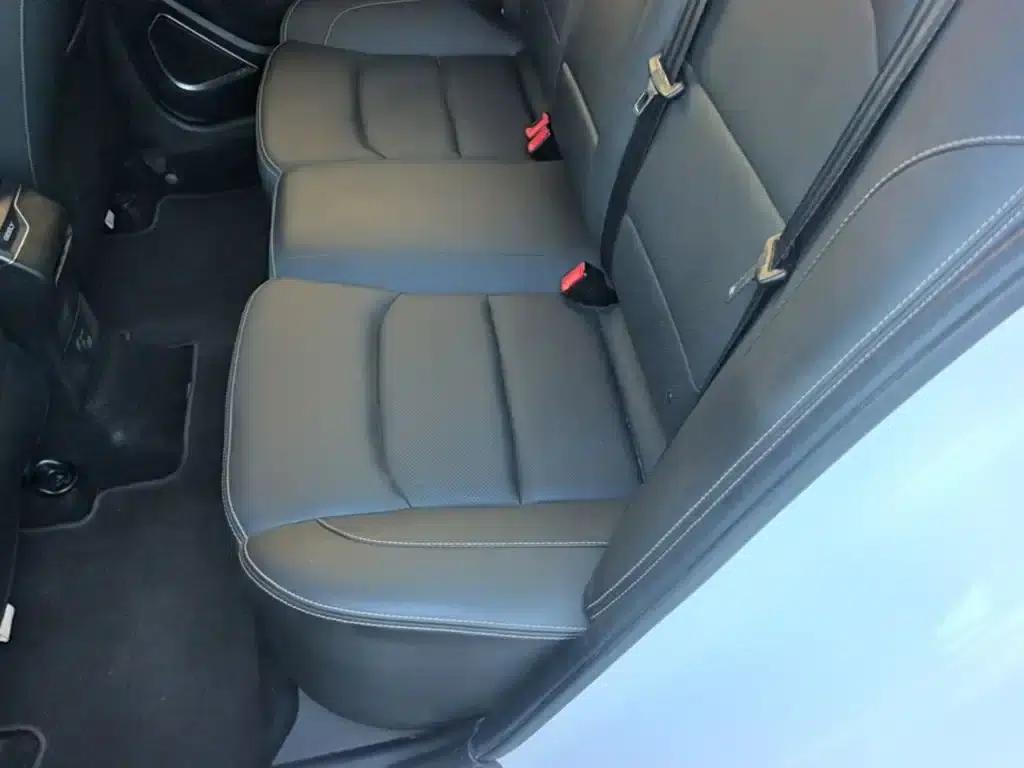 Geely Emgrand 2018 1.5L Manual Upward Connected Edition — миниатюра 17