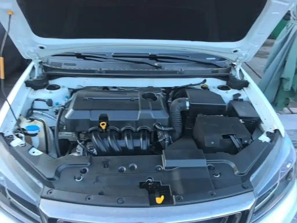 Geely Emgrand 2018 1.5L Manual Upward Connected Edition — миниатюра 20
