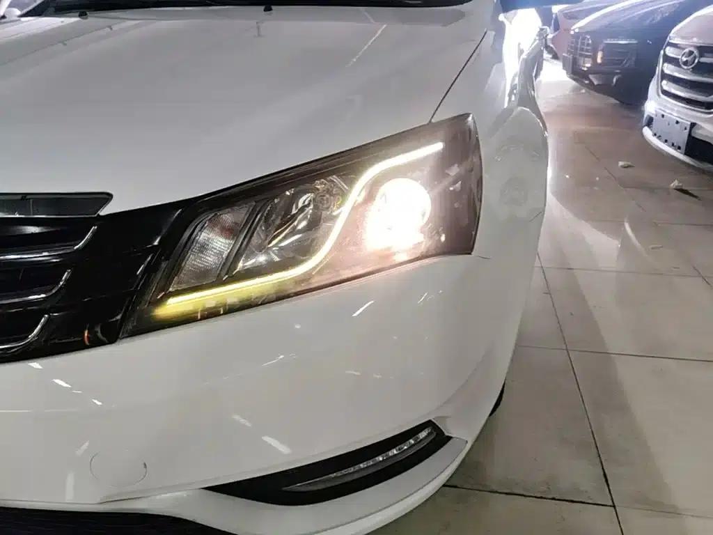 Geely Emgrand 2016 Sedan 1.5L Manual Upgrade Version — миниатюра 24
