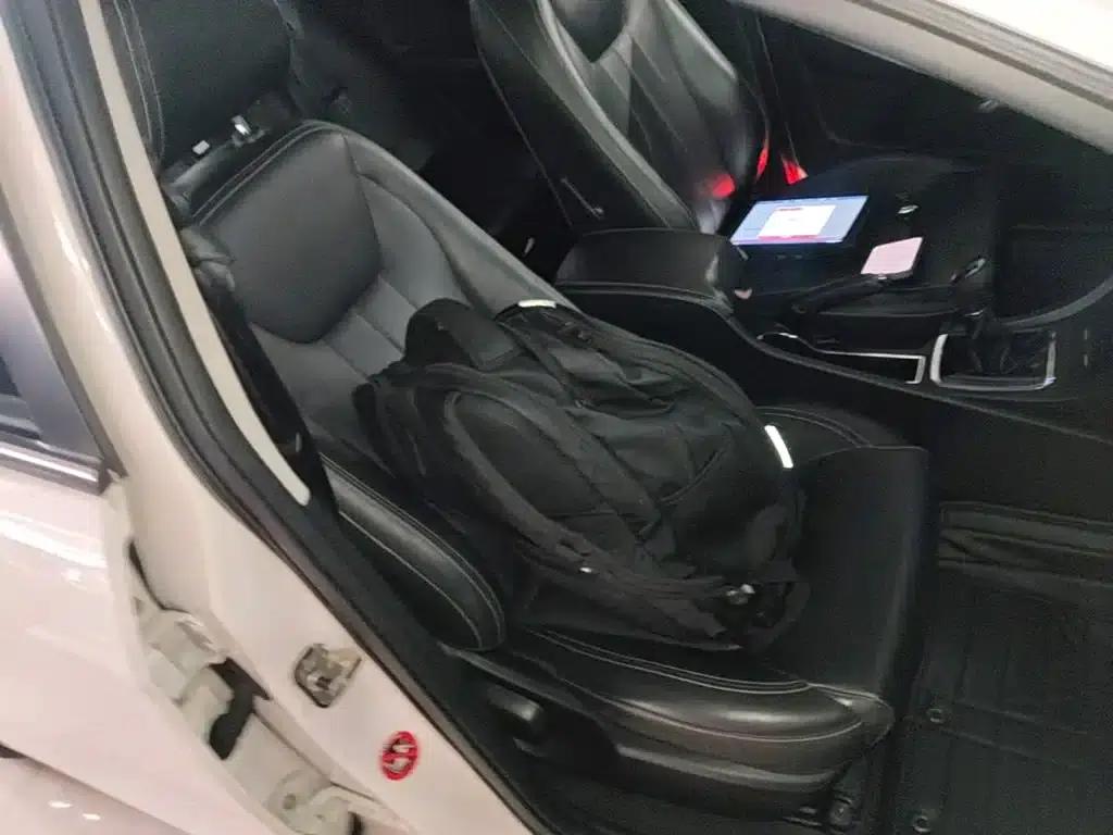 Geely Emgrand 2016 Sedan 1.5L Manual Upgrade Version — миниатюра 25