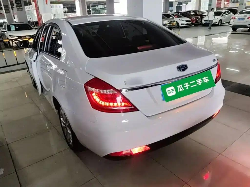 Geely Emgrand 2016 Sedan 1.5L Manual Upgrade Version — миниатюра 5
