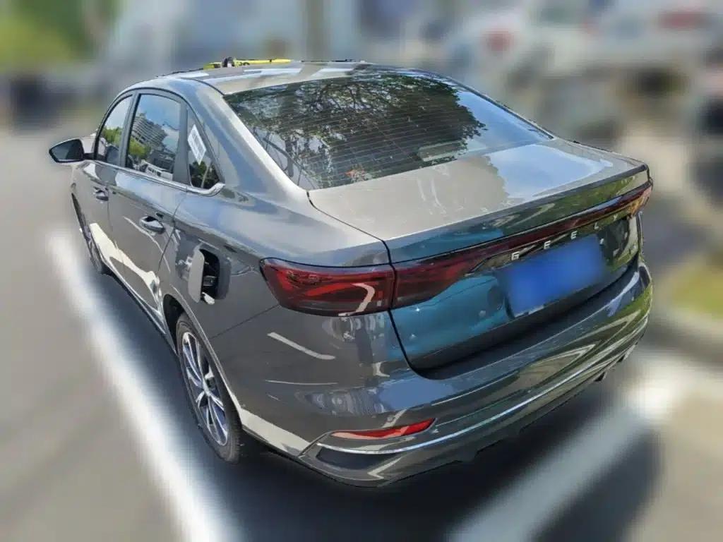 Geely Emgrand 2026 4 Millionth Anniversary Edition 1.5L CVT Flying Model — миниатюра 9