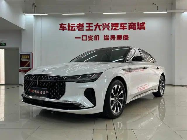 Lincoln Z 2025 2.0T Premium