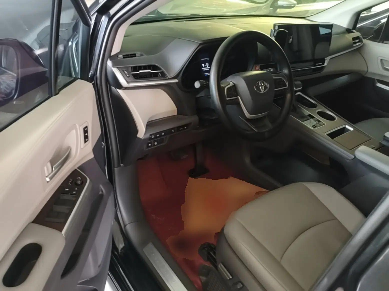 Toyota Granvia 2023 2.5L Hybrid Prestige PLUS Edition — миниатюра 18
