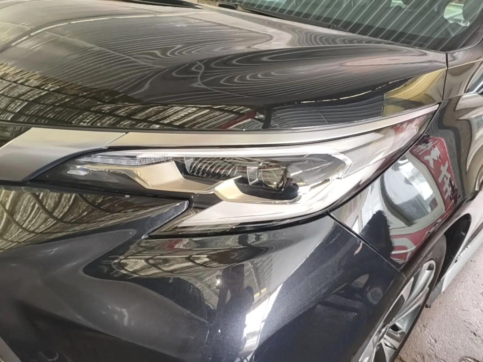 Toyota Granvia 2023 2.5L Hybrid Prestige PLUS Edition — миниатюра 8