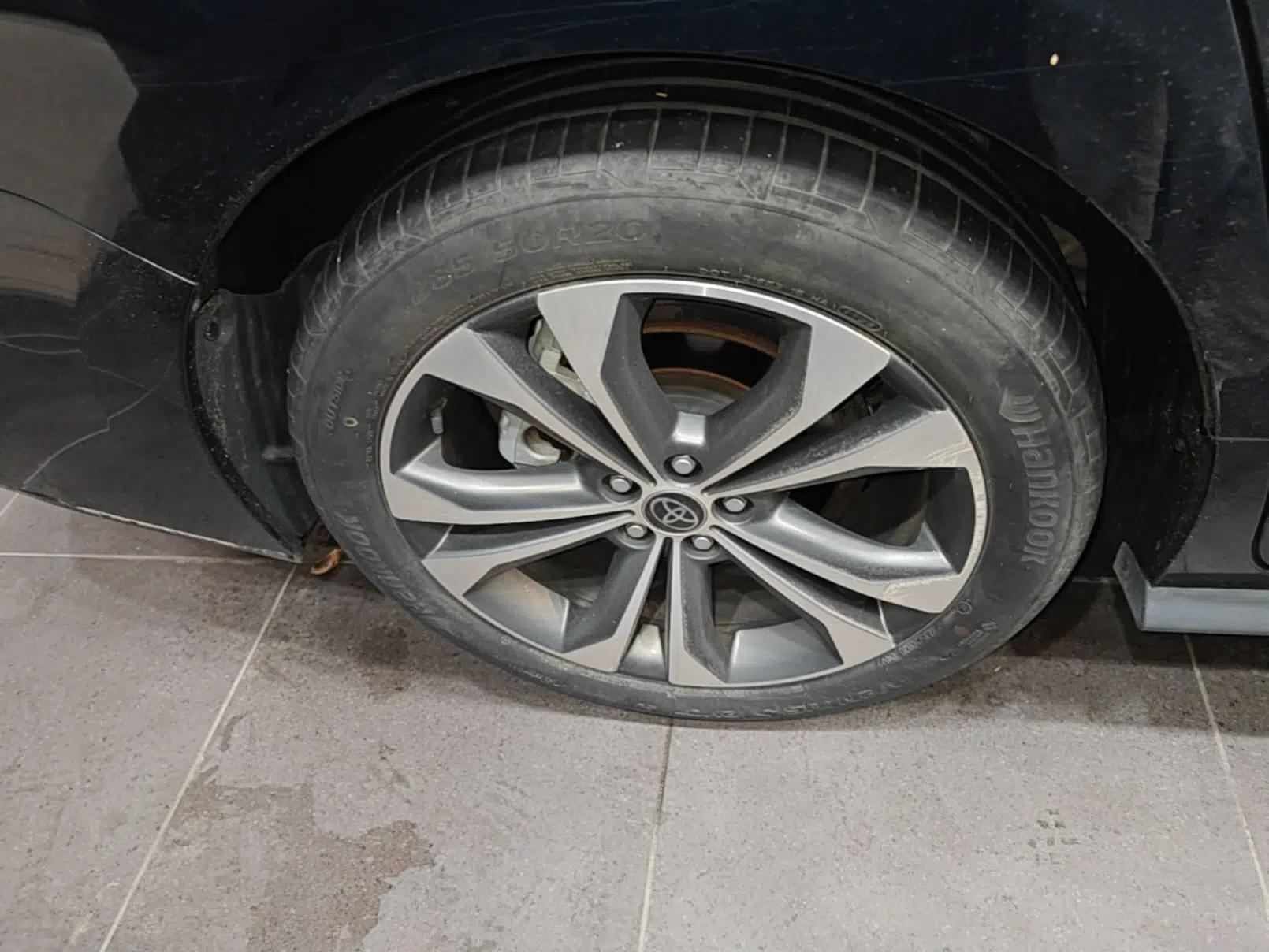 Toyota Granvia 2023 2.5L Hybrid Flagship VIP Edition — миниатюра 11
