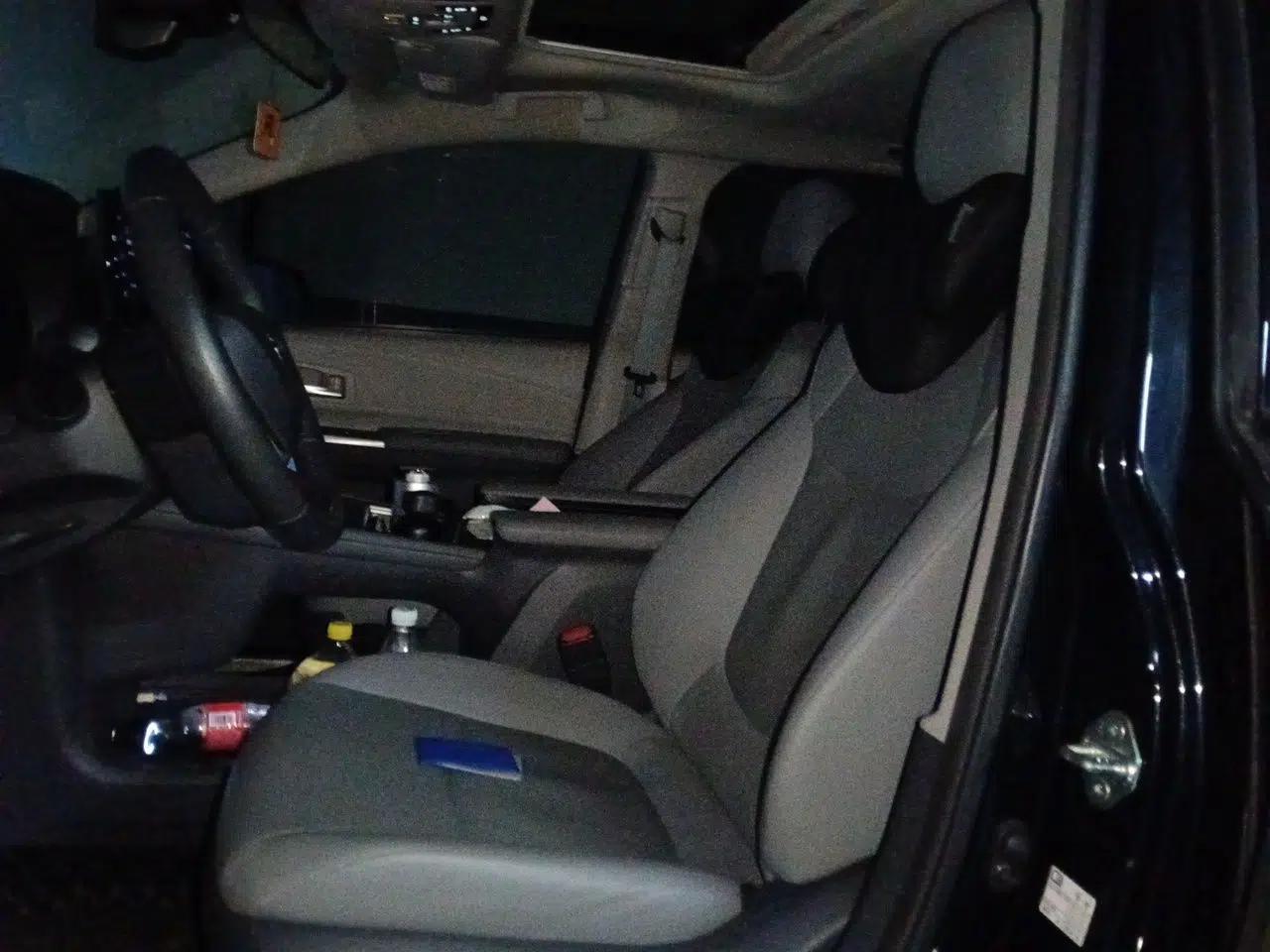 Toyota Granvia 2023 2.5L Hybrid Prestige PLUS Edition — миниатюра 15