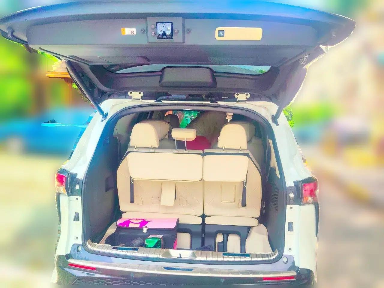 Toyota Granvia 2024 2.5L Hybrid Prestige ULTRA Edition — миниатюра 19