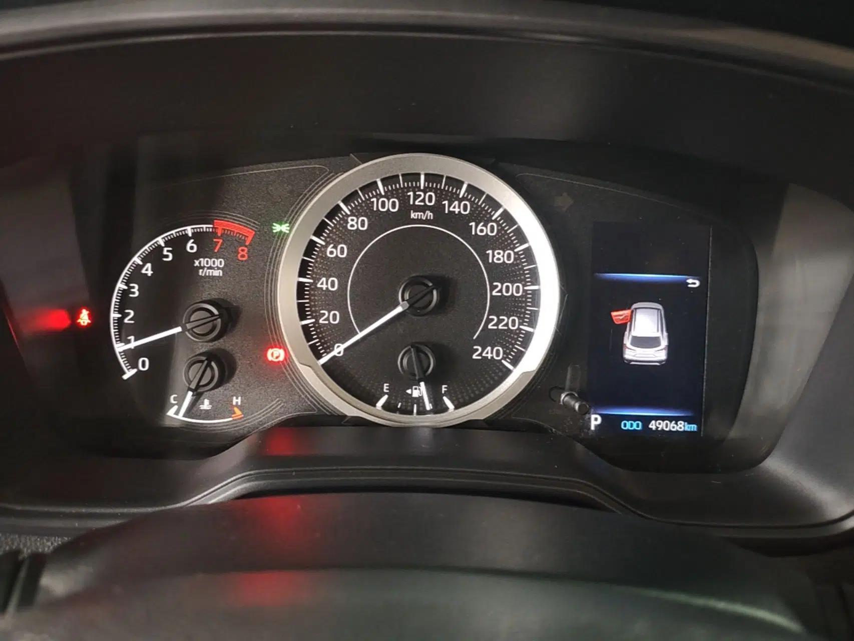 Toyota FRONTLANDER 2022 2.0L CVT Leading Edition — миниатюра 14