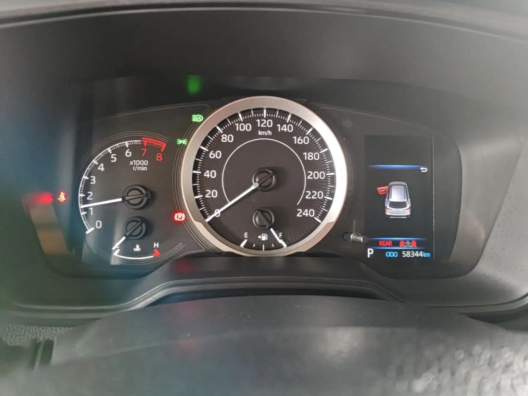 Toyota FRONTLANDER 2022 2.0L CVT Leading Edition — миниатюра 14