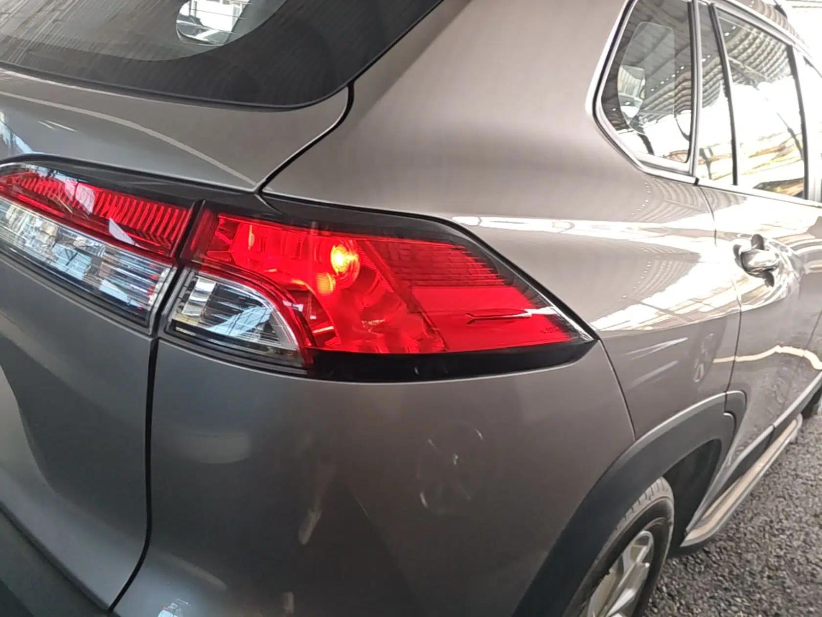 Toyota FRONTLANDER 2022 2.0L CVT Leading Edition — миниатюра 9