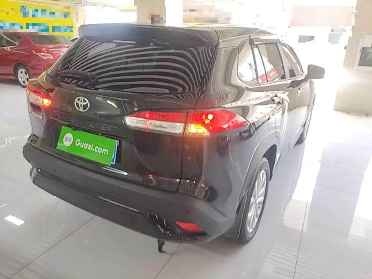 Toyota FRONTLANDER 2023 2.0L CVT Elite Edition — миниатюра 6