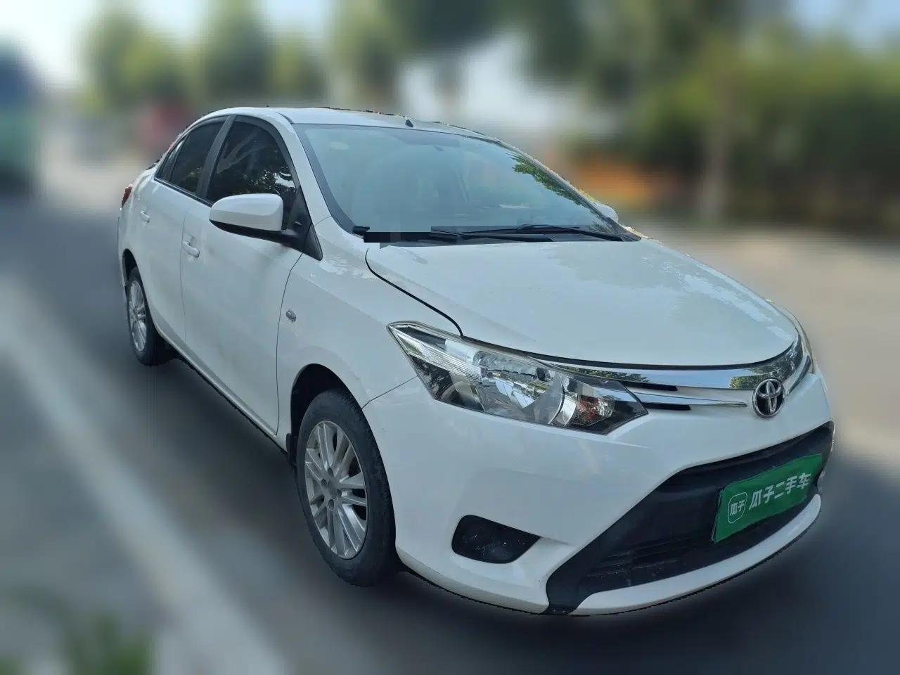 Toyota Vios 2014 1.5L Manual ZhiZhen Edition — миниатюра 3