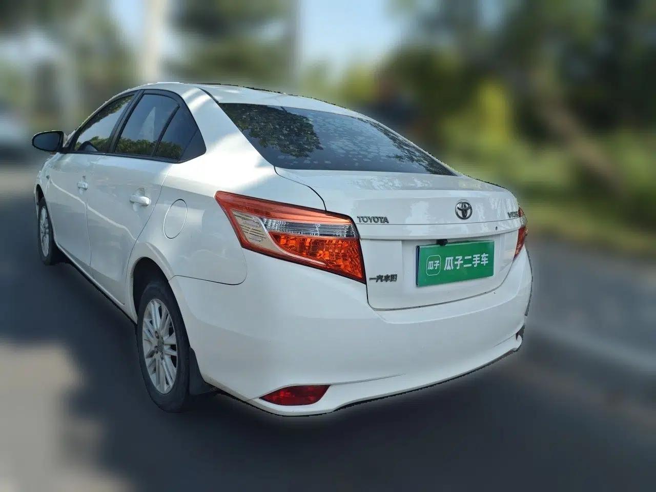 Toyota Vios 2014 1.5L Manual ZhiZhen Edition — миниатюра 4