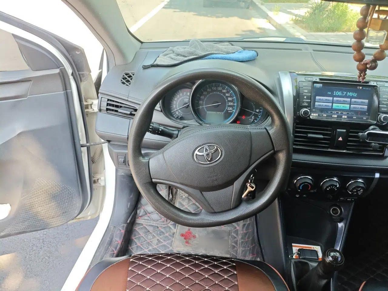 Toyota Vios 2014 1.5L Manual ZhiZhen Edition — миниатюра 10