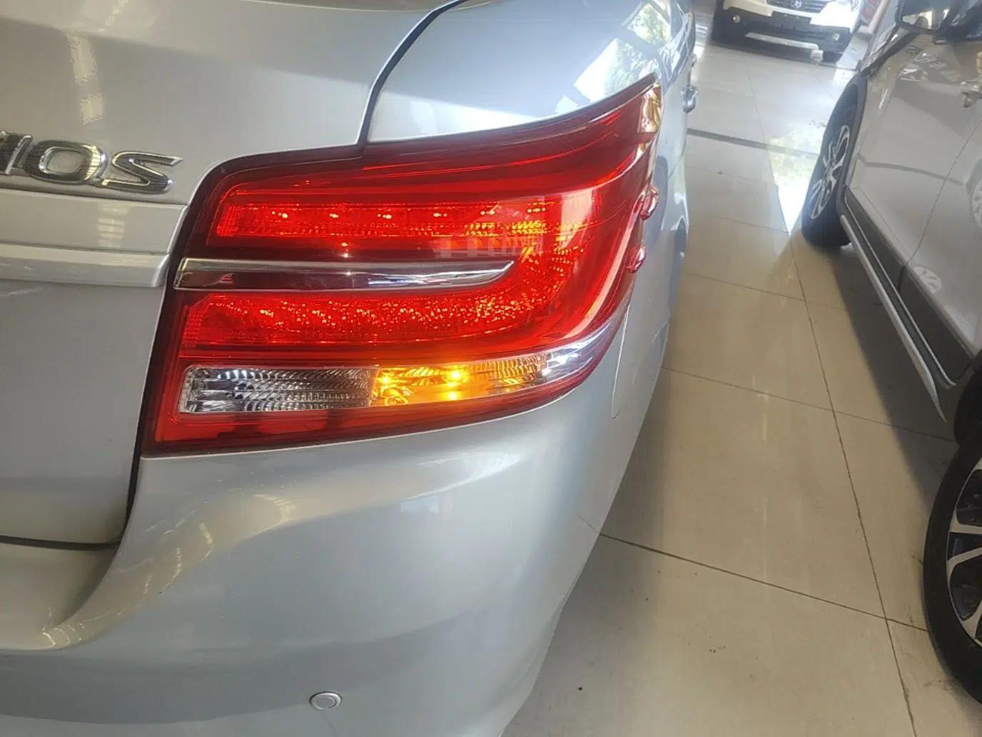 Toyota Vios 2019 1.5L CVT Innovation Edition — миниатюра 9