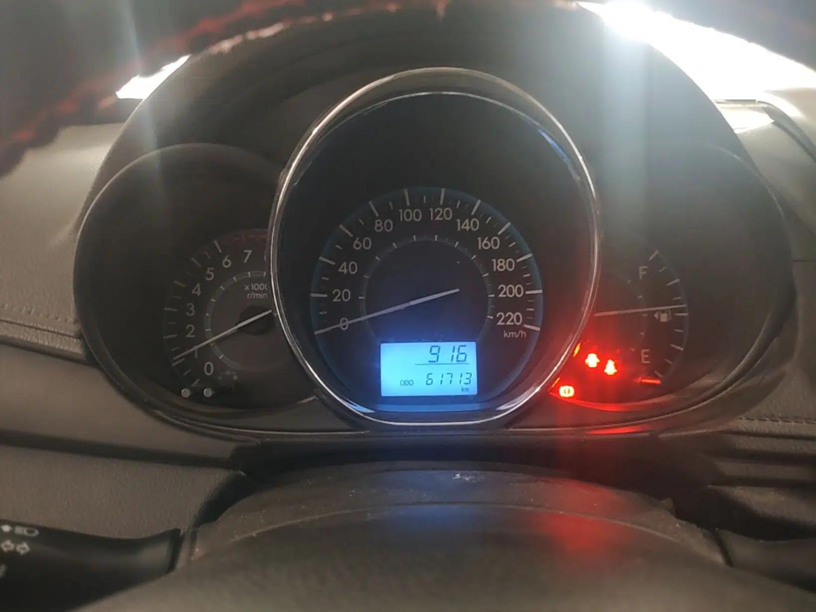 Toyota Vios 2014 1.3L Manual Xiang Edition — миниатюра 14