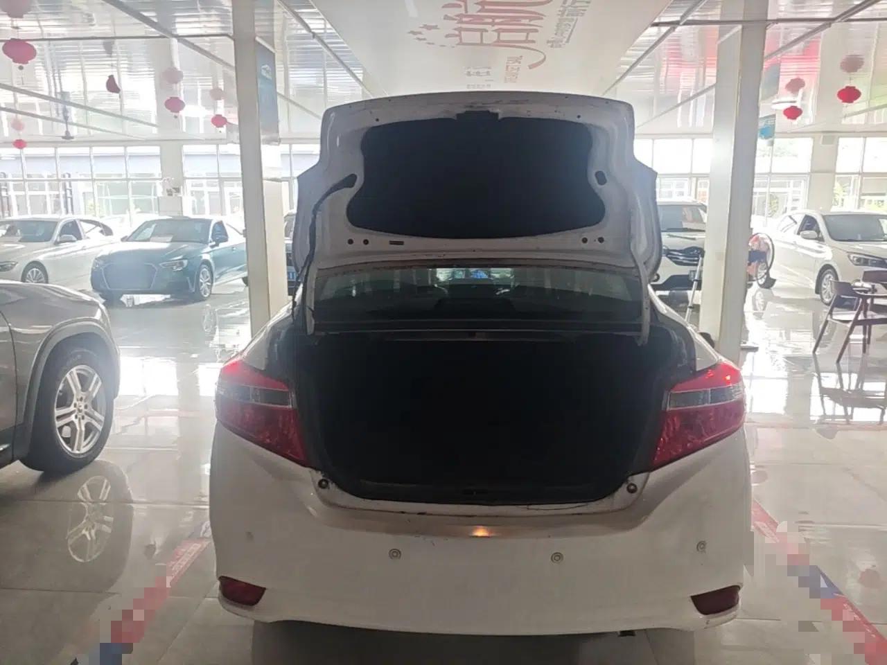 Toyota Vios 2014 1.3L Manual Xiang Edition — миниатюра 22