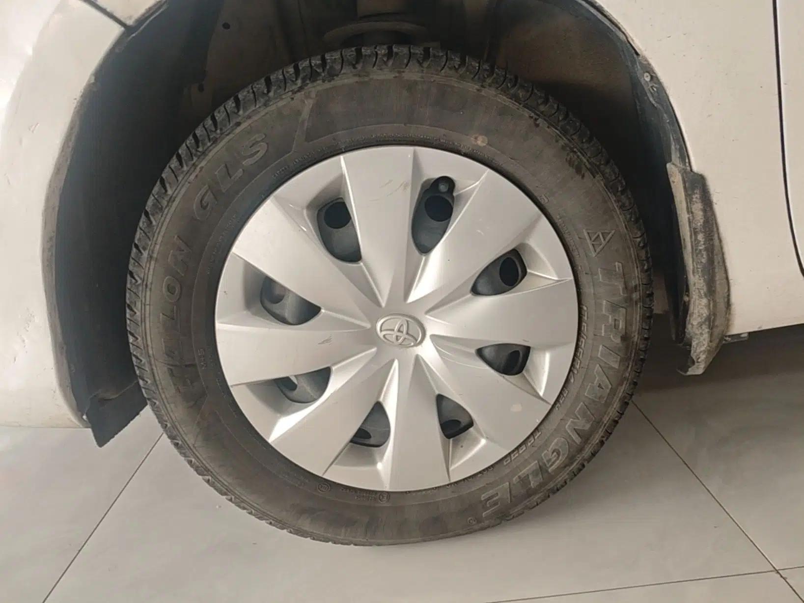 Toyota Vios 2014 1.3L Manual Xiang Edition — миниатюра 10