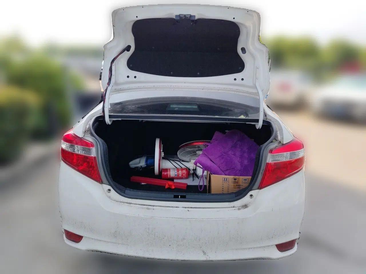 Toyota Vios 2016 1.5L Automatic ZhiZhen Xingyao Edition — миниатюра 19