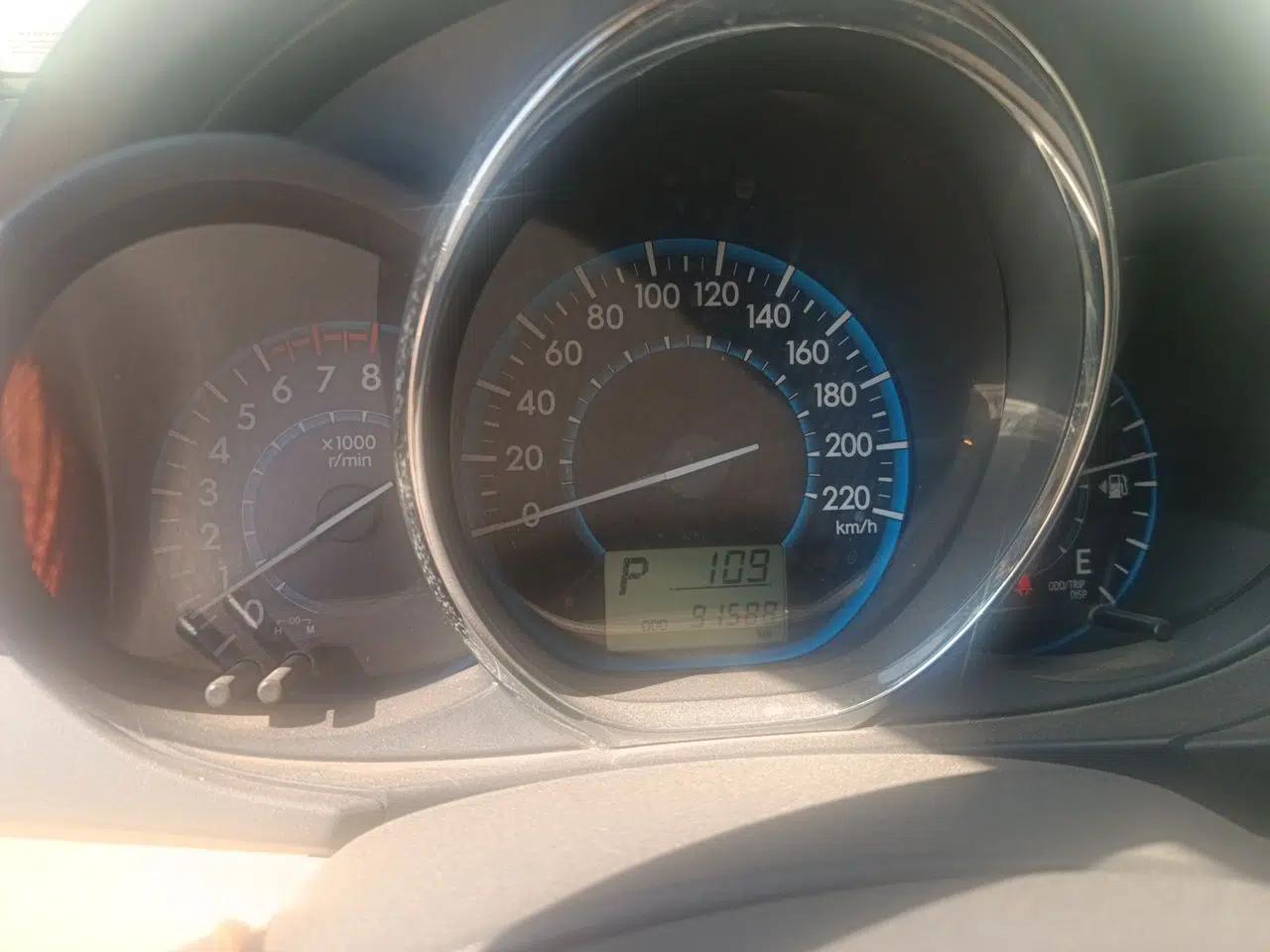 Toyota Vios 2014 1.5L Automatic ZhiZhen Edition — миниатюра 11