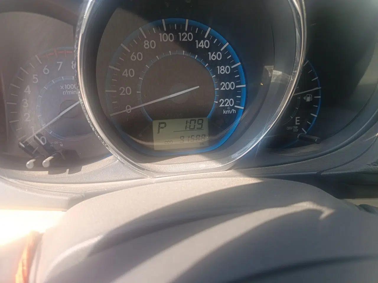 Toyota Vios 2014 1.5L Automatic ZhiZhen Edition — миниатюра 12