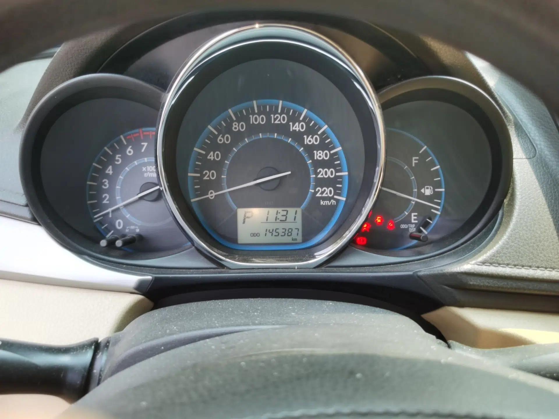 Toyota Vios 2014 1.5L Automatic ZhiShang Edition — миниатюра 12