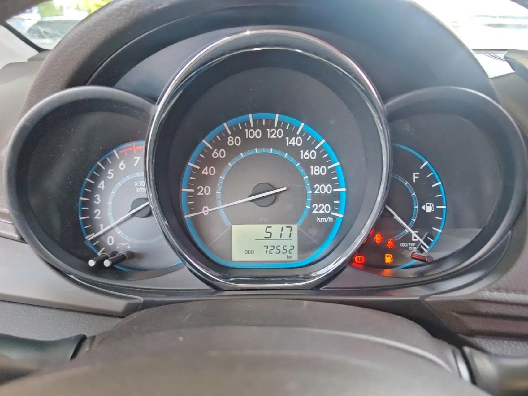 Toyota Vios 2014 1.3L Manual Xiang Edition — миниатюра 14